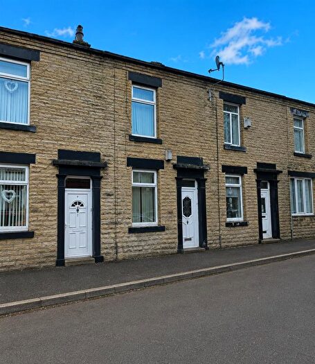 2 Bedroom Property To Rent In Chancery Lane, Shaw, Oldham, OL2