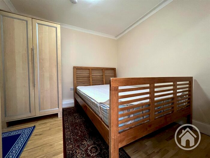 Studio To Rent In The Croft, Wembley, HA0