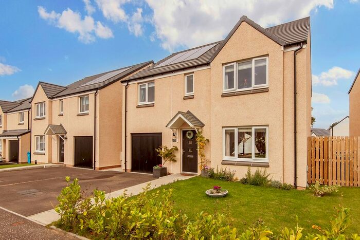 4 Bedroom Detached House For Sale In Fort Avenue, Guardbridge, St Andrews, KY16