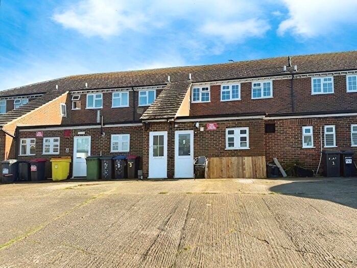 2 Bedroom Flat To Rent In Tyler Hill Road, Blean, Canterbury, Kent, CT2