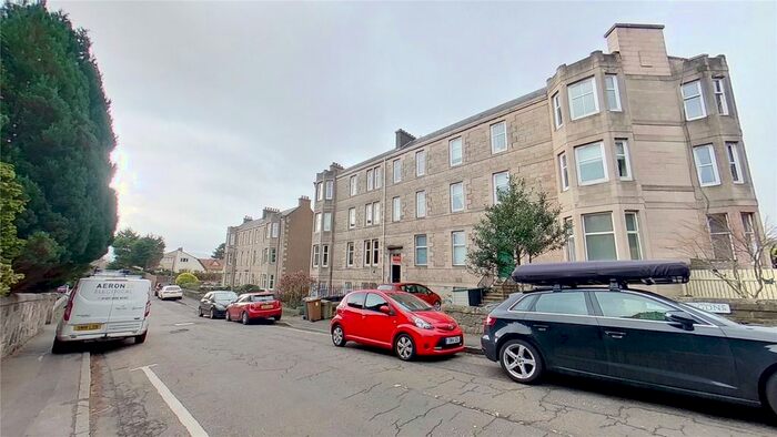2 Bedroom Flat To Rent In Western Gardens, Edinburgh, EH12