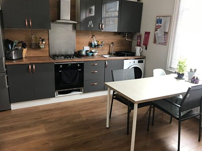 1 Bedroom Terraced House To Rent In Grosmont Place, Bramley, Leeds, LS13
