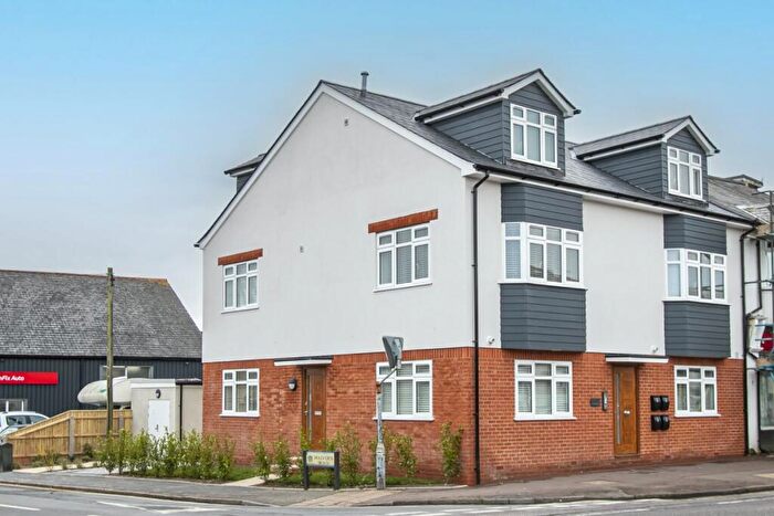 1 Bedroom Flat To Rent In Wimborne Road, Moordown, BH9