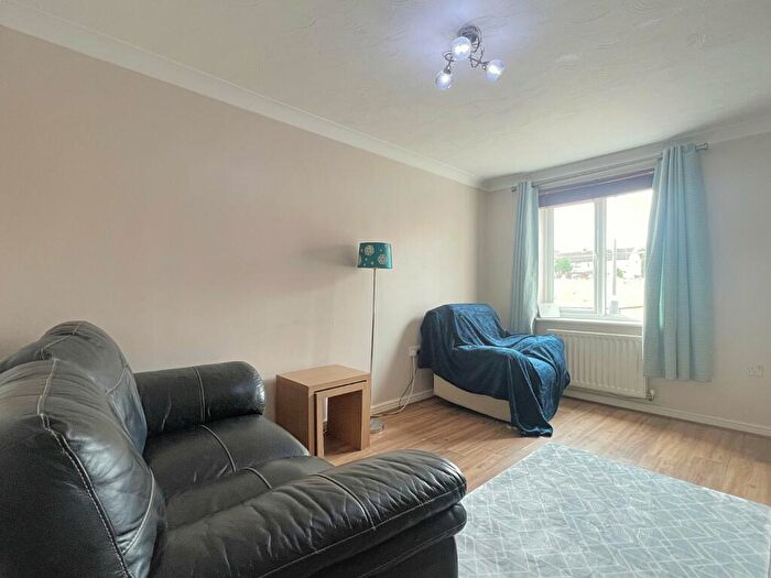 2 Bedroom Semi-Detached House For Sale In Raikes Avenue, Bradford, West Yorkshire, BD4