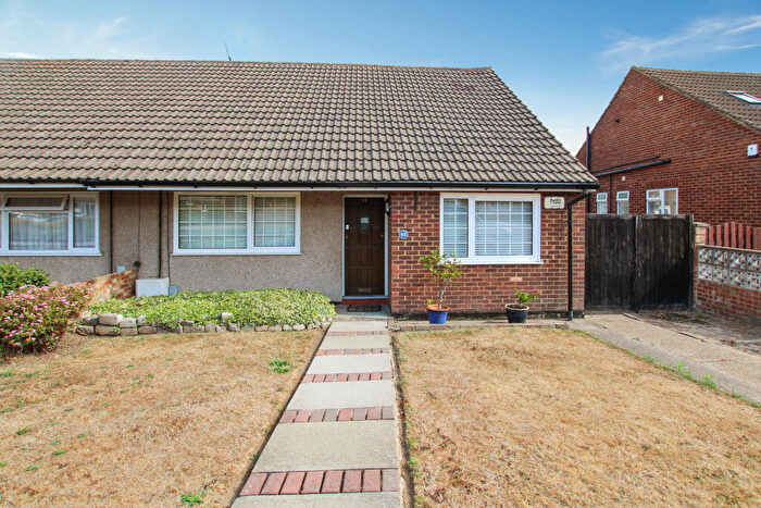 3 Bedroom Semi-Detached Bungalow For Sale In Birchwood Drive, Joydens Wood, DA2