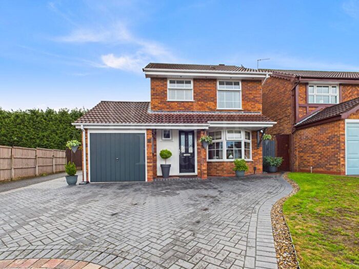 3 Bedroom Detached House For Sale In Cardinal Drive, Kidderminster, DY10