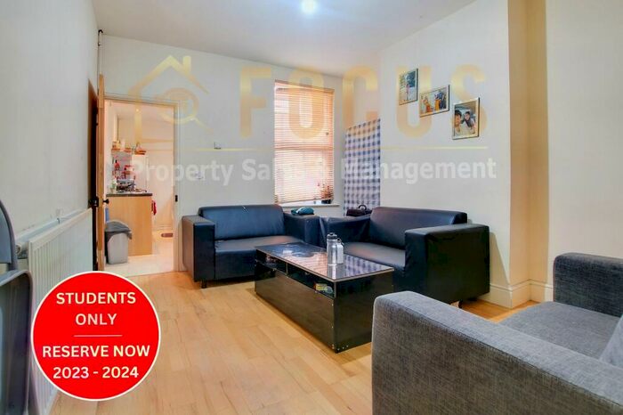 3 Bedroom Terraced House To Rent In Bruce Street, Leicester, LE3