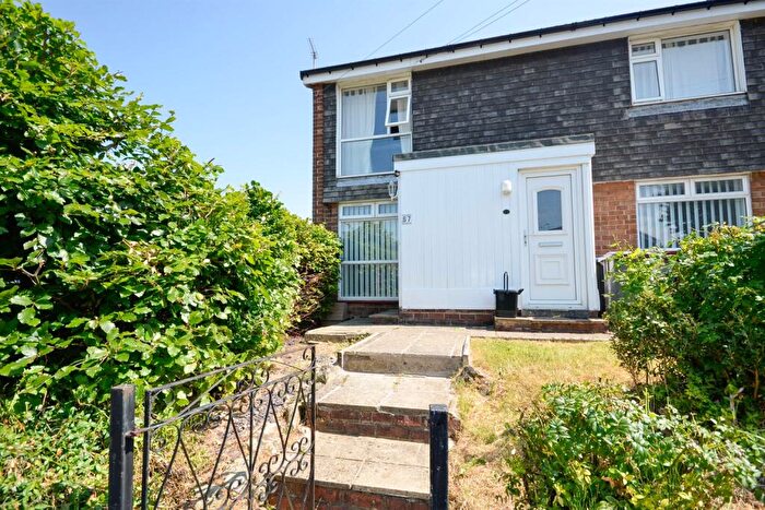 2 Bedroom Flat To Rent In Prebends Field, Durham, DH1
