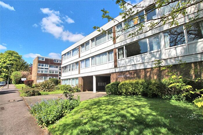 2 Bedroom Flat For Sale In Woking, GU22