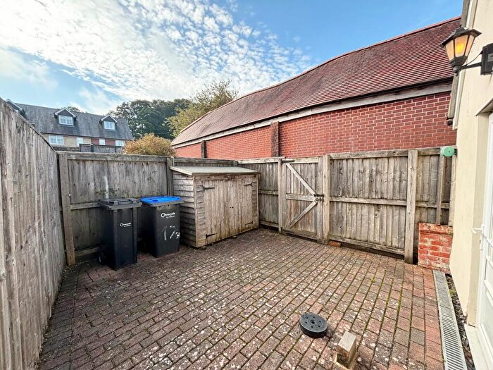 1 Bedroom Bungalow To Rent In George Street, Warminster, BA12