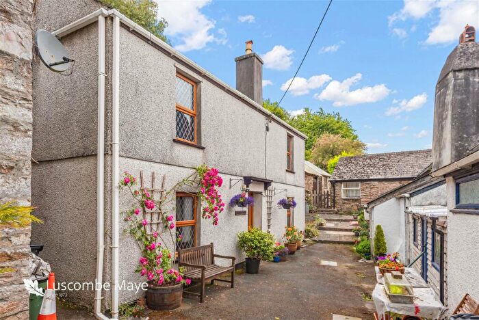 2 Bedroom Cottage For Sale In Fore Street, Yealmpton, PL8