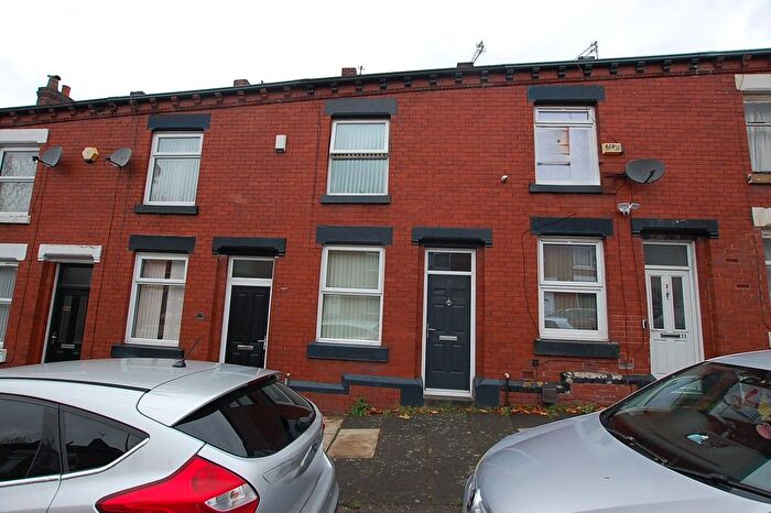 2 Bedroom Terraced House For Sale In Alexandra Road, Ashton-Under-Lyne, Greater Manchester, OL6