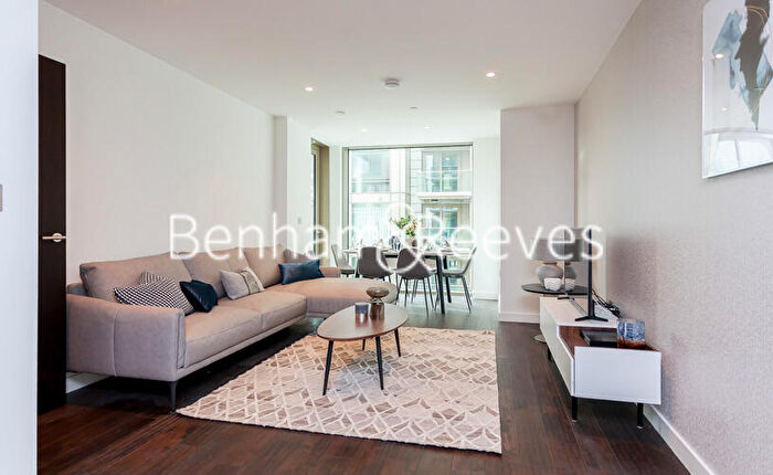 2 Bedroom Apartment To Rent In Royal Mint Street, Tower Hill, E1