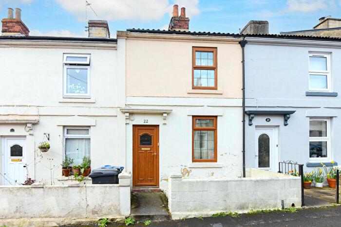 2 Bedroom Terraced House For Sale In Adcroft Street, Trowbridge, BA14