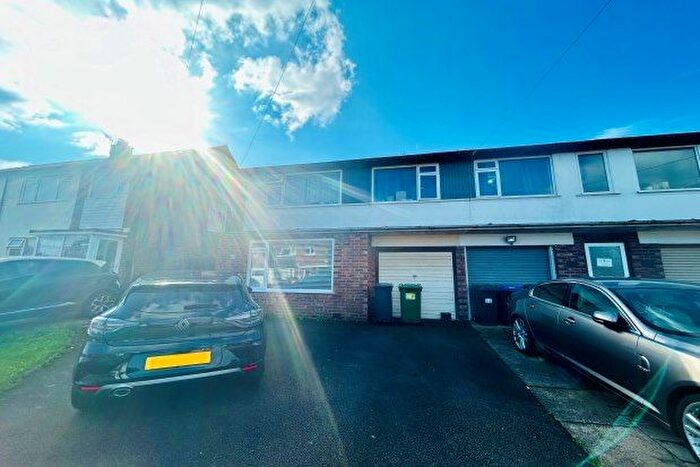 2 Bedroom Maisonette To Rent In Hatherell Road, Leamington Spa, CV31