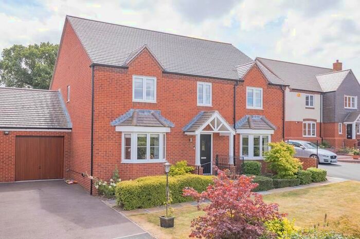 5 Bedroom Detached House For Sale In Merrylegs Close, Welland, Worcestershire, WR13