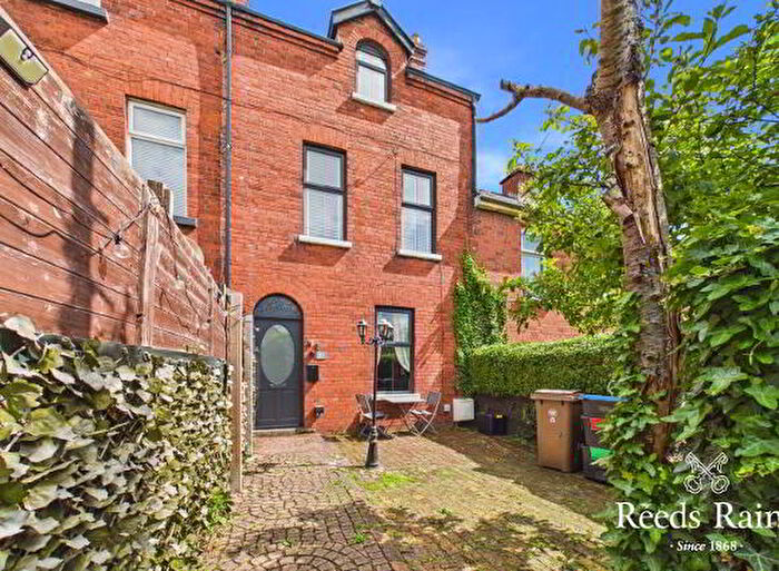4 Bedroom House For Sale In Whitewell Road, Newtownabbey, BT36