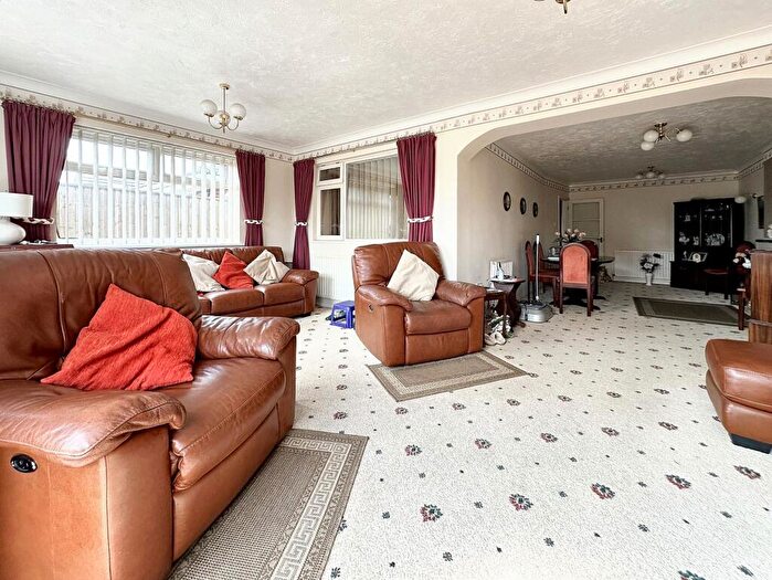 2 Bedroom Semi-Detached Bungalow For Sale In Dorothy Avenue, Peacehaven, BN10
