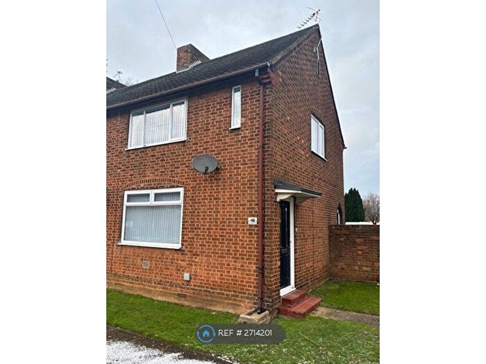 3 Bedroom End Terrace House To Rent In Wellington Road, Doncaster, DN7