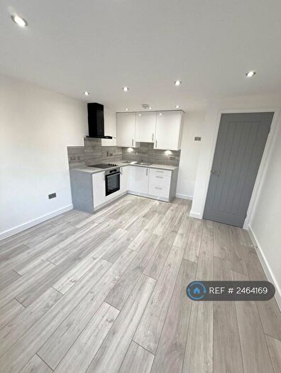 2 Bedroom Flat To Rent In Mallows Green, Harlow, CM19