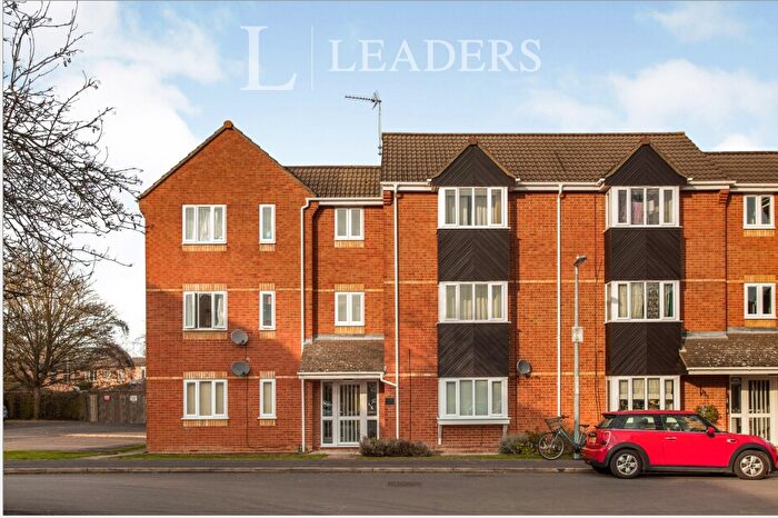 Flat To Rent In Lucerne Close, CB1