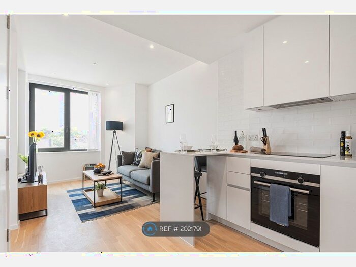 Studio To Rent In Queen's Road, Reading, RG1