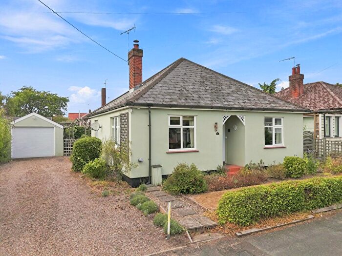 2 Bedroom Detached Bungalow For Sale In Conach Road, Woodbridge, IP12