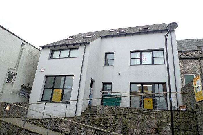 1 Bedroom Flat To Rent In Highgate, Denbigh, LL16