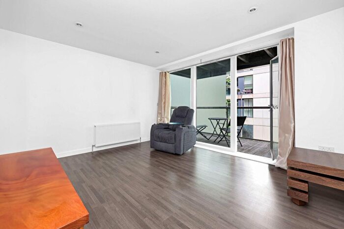 2 Bedroom Flat For Sale In Dance Square, Clerkenwell, EC1V