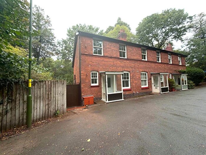 3 Bedroom House To Rent In Cob Lane, Bournville, Birmingham, B30