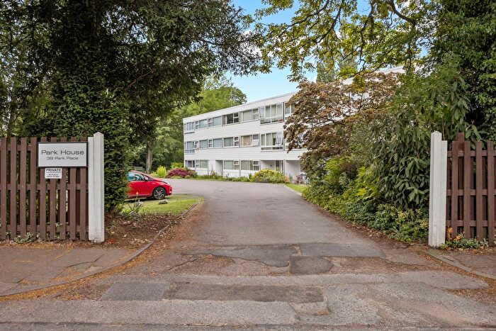2 Bedroom Flat For Sale In Park House, Park Place, Cheltenham, GL50