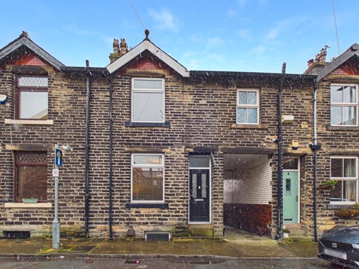 2 Bedroom Terraced House For Sale In George Street Hipperholme, Halifax, HX3