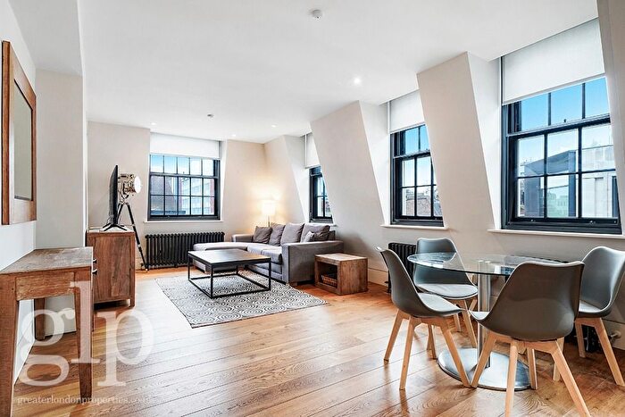 2 Bedroom Flat To Rent In Wardour Street, London, W1F