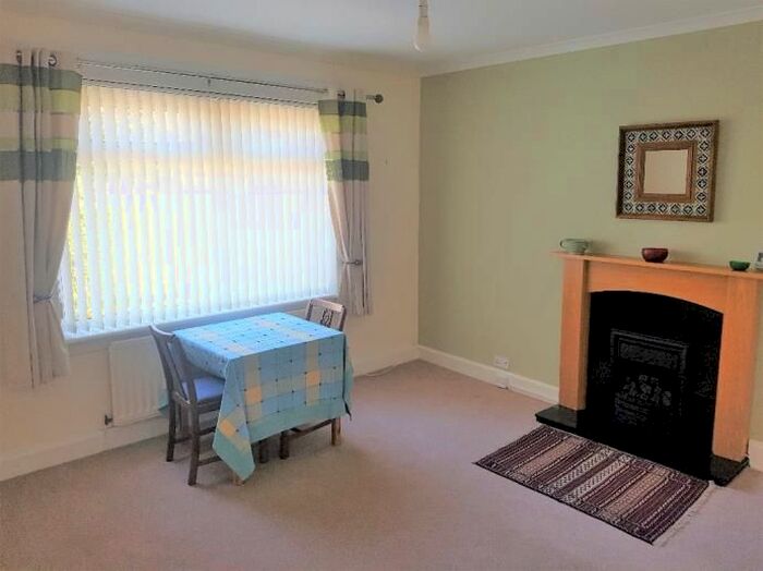2 Bedroom Flat To Rent In Wallace Crescent, Roslin EH25