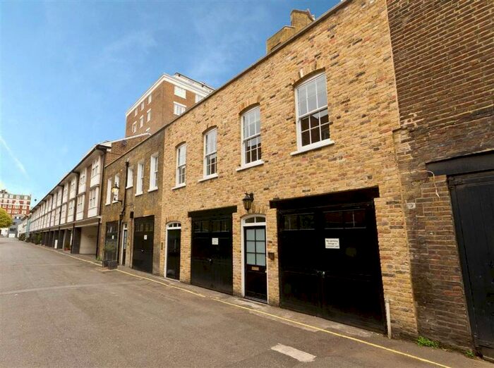 4 Bedroom Property To Rent In Bryanston Mews West, London, W1H