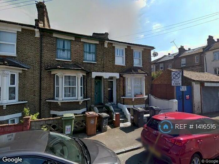 2 Bedroom Flat To Rent In Elswick Road, London, SE13