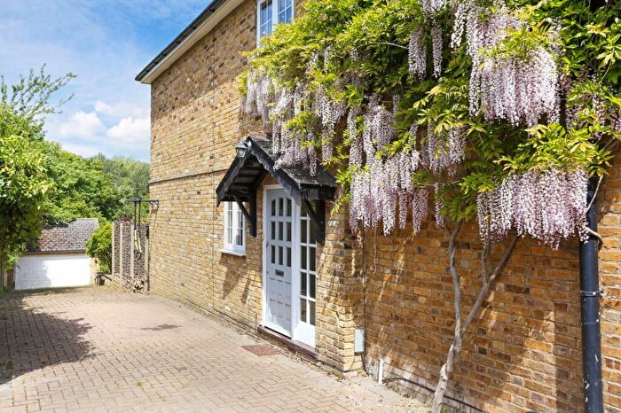 4 Bedroom Detached House To Rent In Cheapside Road, Ascot, Berkshire, SL5