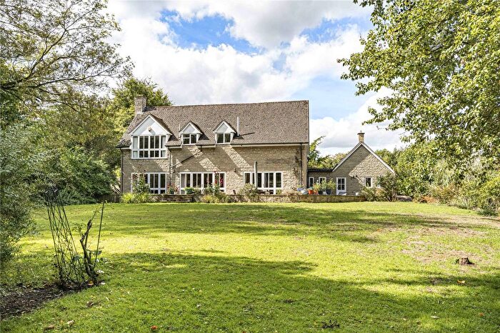 7 Bedroom Detached House For Sale In Mill End, Old Kidlington, OX5