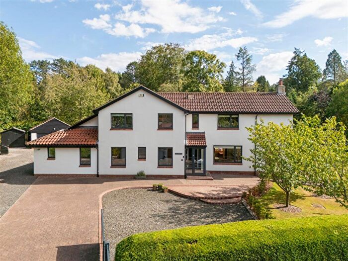 4 Bedroom Detached House For Sale In The Paddock, Stocksfield, NE43