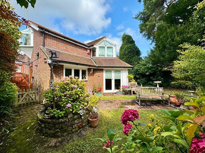 2 Bedroom Detached House For Sale In South Street, Cuckfield, RH17