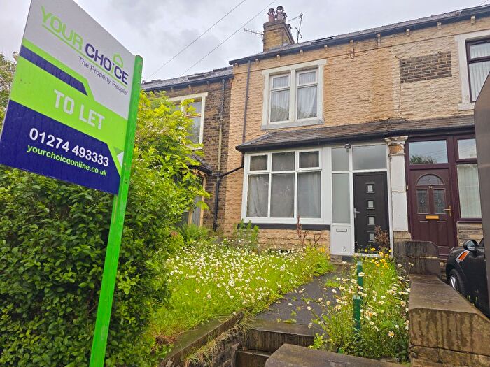 4 Bedroom Terraced House To Rent In Queens Road, Bradford, BD8