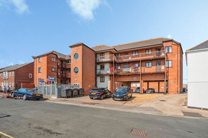 1 Bedroom Flat For Sale In Inverness Road, Gosport, PO12