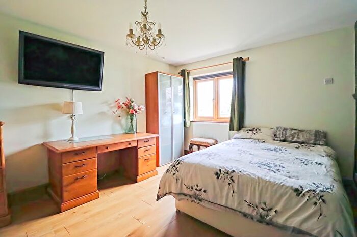 1 Bedroom Property To Rent In Sporhams, Basildon, SS16