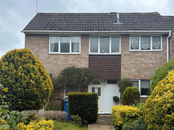 3 Bedroom End Of Terrace House To Rent In Arncliffe, Bracknell, Berkshire, RG12