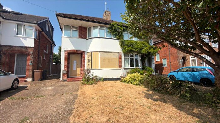 3 Bedroom Semi Detached House For Sale In Orchard Way, Reigate, Surrey, RH2