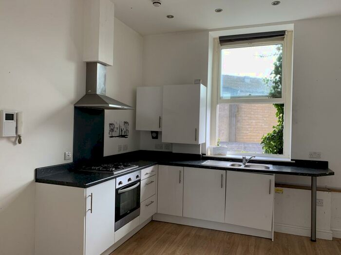 1 Bedroom Flat To Rent In St Austell, PL25