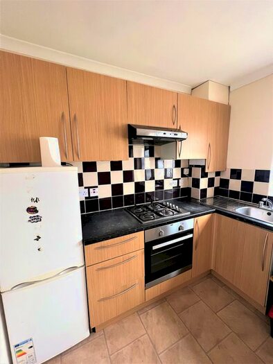 2 Bedroom Semi-Detached House To Rent In Fernside Avenue, Feltham, TW13