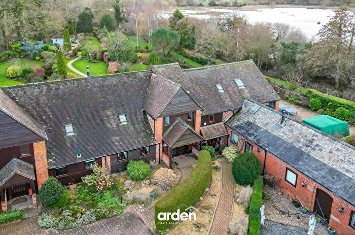 3 Bedroom Barn For Sale In Worcester Road, Upton Warren, B61