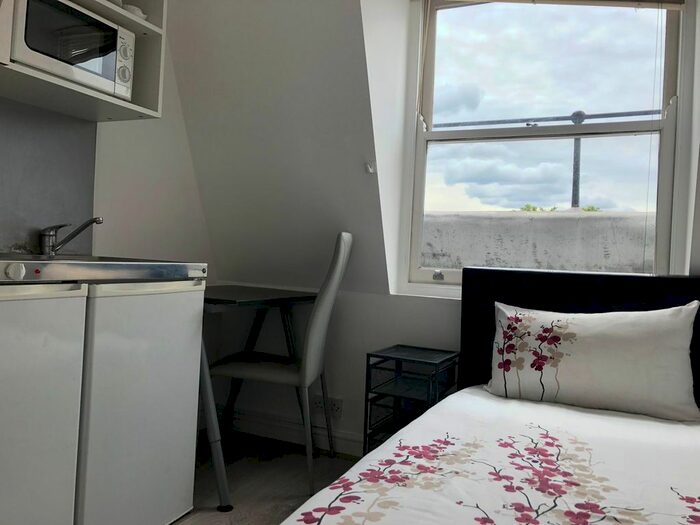 Studio To Rent In Cromwell Road, London, SW7