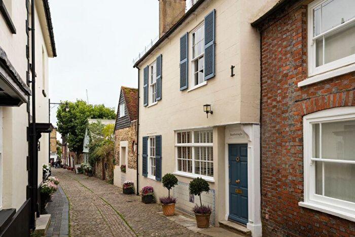 4 Bedroom Terraced House For Sale In Lombard Street, Petworth, GU28